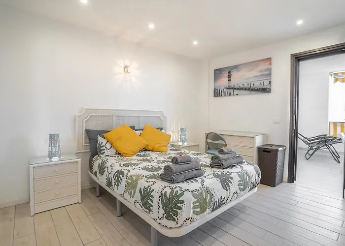 Go2tenerife Apart'marino Pool & At 5 Min アロナ